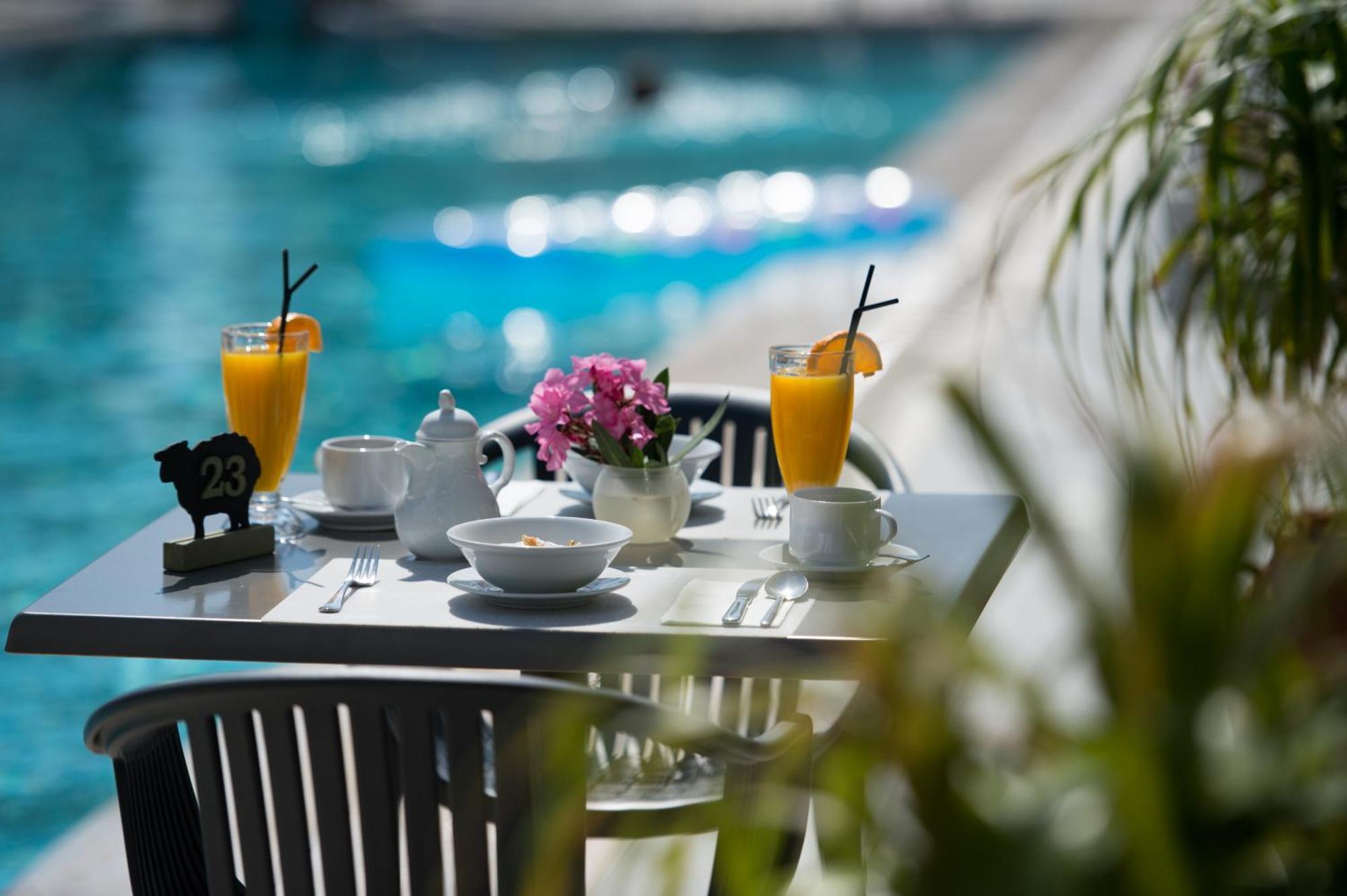 ซันแดนซ์ อพาร์ตเมนต์ แอนด์ สวีท Aparthotel แอร์ซอนิสซอส ภายนอก รูปภาพ